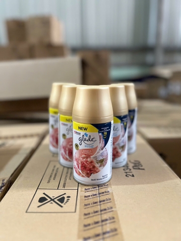 GLADE_CHAI XIT TDONG ANH DAO LILY 252ml