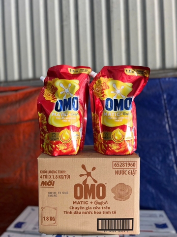 NƯỚC GIẶT OMO MATIC TINH DAU THOM CUA TRÊN 1.8KG x 4 TÚI