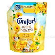 NƯỚC XẢ VẢI COMFORT HƯƠNG NẮNG MỚI 3.7L x 4 TÚI