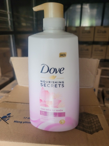 DẦU GỘI DOVE HOA SEN ÓNG MỀM 640G/8CHAI