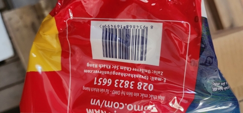 BỘT GIẶT OMO COMFORT TINH DẦU THƠM NỒNG NÀN 3.9KG x 3 Túi