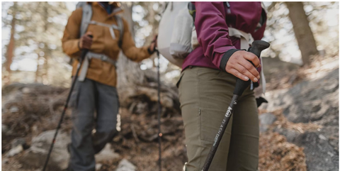 Cách chọn gậy leo núi và gậy đi bộ đường dài