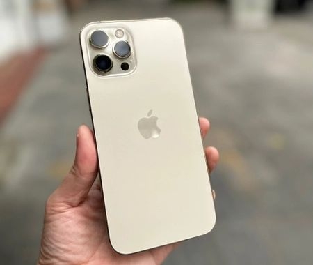 Người dùng có nên mua iPhone 12 Pro lướt? - Đánh giá tính năng và những điều lưu ý khi mua