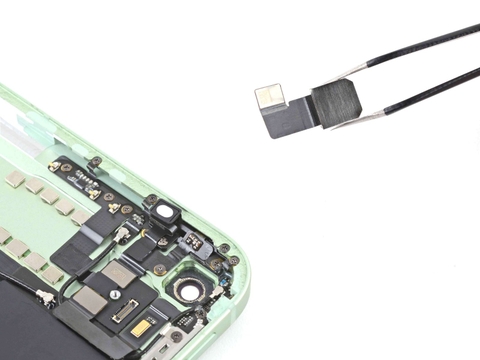 Thay camera sau iPad Air 4/5