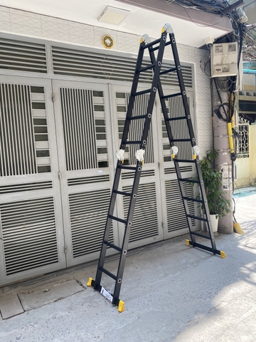 Thang nhôm NiNDA ND-405B gấp chữ M đen, cao 5m7