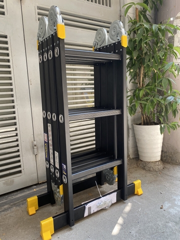 Thang nhôm NiNDA ND-403B gấp chữ M đen, cao 3m7