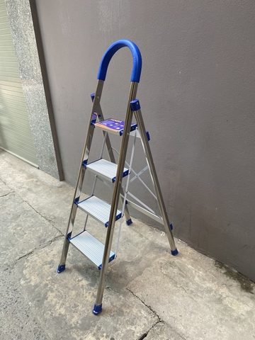 Thang ghế gia đình NiNDA loại 4 bậc, khung inox chắc chắn