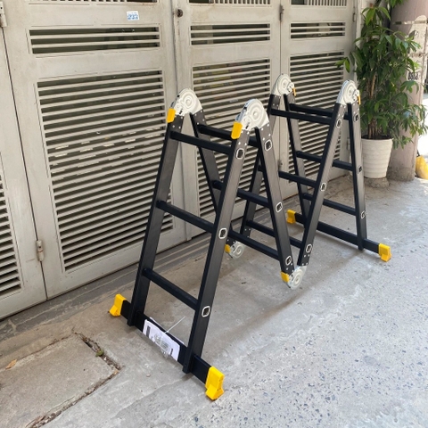 Thang nhôm NiNDA ND-403B gấp chữ M đen, cao 3m7