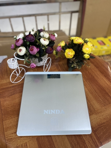 Cân sức khỏe điện tử NiNDA F2026