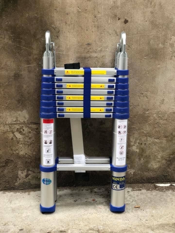 Thang nhôm rút gọn NiNDA NK-50AI đai xanh, chữ A cao 2m5