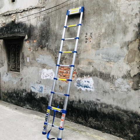 Thang nhôm rút gọn đai xanh NiNDA NK-38 cao 3m8