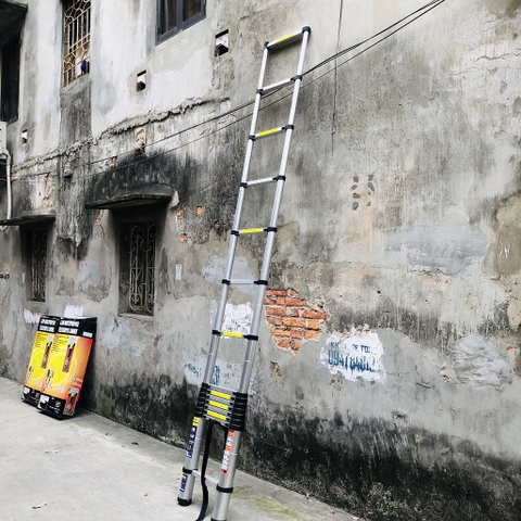 Thang nhôm rút gọn đai đen NiNDA ND-50 cao 5m