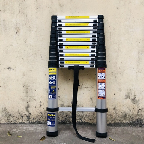 Thang nhôm rút gọn đai đen NiNDA ND-50 cao 5m