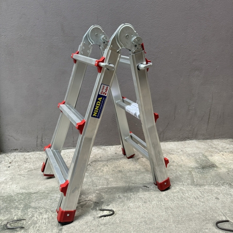 Thang nhôm chữ A rút lồng NiNDA ND-RL03, chữ A cao tối đa 1m4