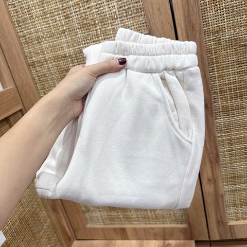 Set837- Bộ trắng nỉ. Bông in GAU  RA,BIT dài tay