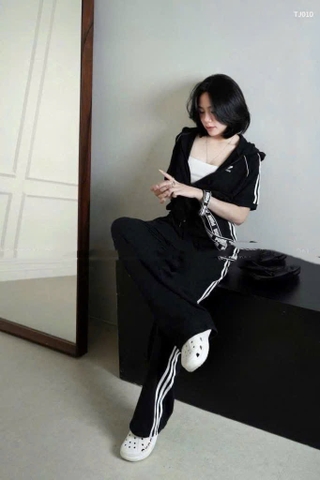 Set709- Set thể thao Đát đen áo khoá phối quần suông