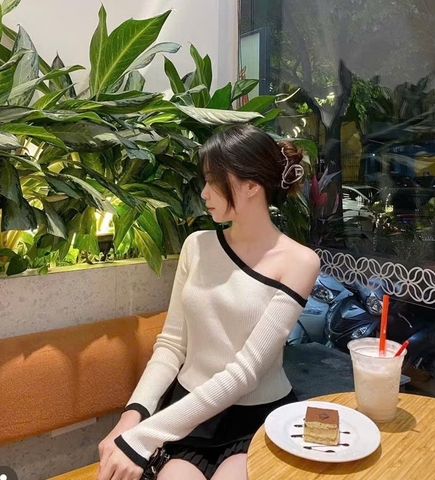 A346- Áo len lệch vai 3 màu viền cổ full tem