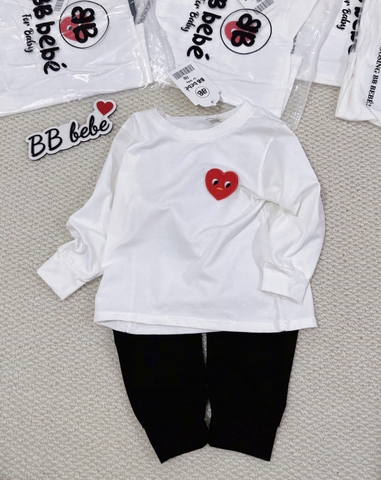 BT661-Bộ thun dài tay trắng đen hình tim đỏ bé trai