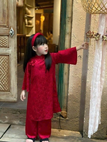 [KÈM XƯỢC TÓC] bt696- Bộ áo dài đỏ bé gái chất gấm lụa
