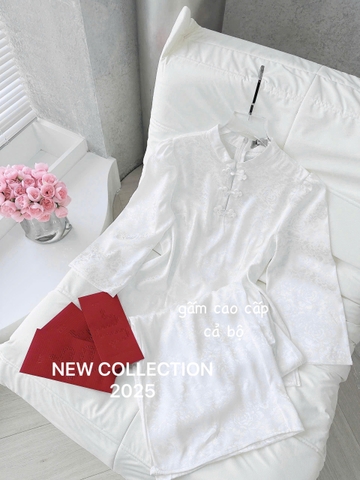 SET444-Set pháp phục trắng gấm lụa phối cúc tết