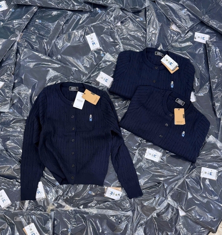 A559-Áo len cadigan  màu xanh than thêu gấu W