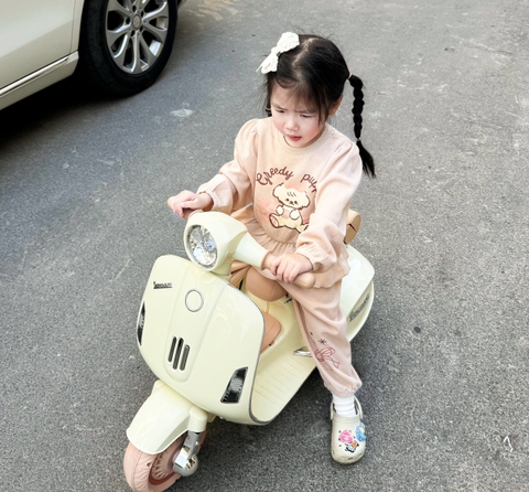 BN096- Bộ nỉ da cá PUPPAY dáng peplum trẻ em VNXK