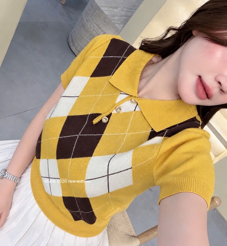 A766- Áo len cộc trám màu vàng full tem Camilla