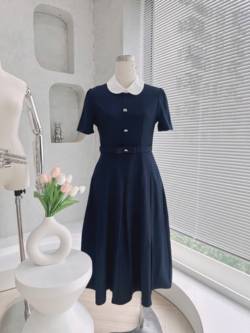 DAM142-VÁY DÀI XẾP LY NƠ EO CỔ SEN TRẮNG