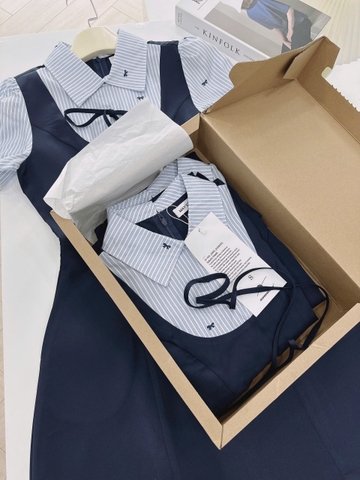 Dam174- Váy xoè ngắn đen phối tay sơ mi kẻ đính nơ