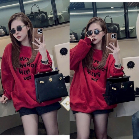 A484- áo nỉ đỏ in chữ lót lông ấm form rộng