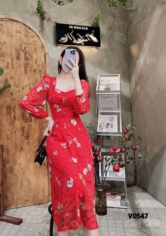 Đầm voan 2 lớp màu đỏ cúc bọc
