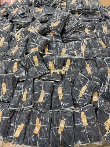 Quan056- quần suông Jeans  kẻ xanh chất mềm tem mác da