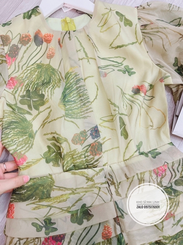 Đầm hoa xanh xếp ly thân đuôi cá vải cao cấp