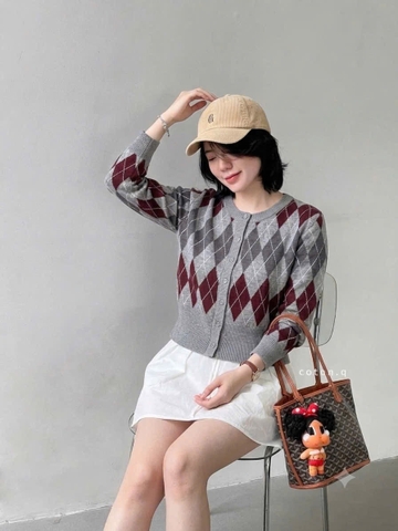 A758- Áo len kẻ trám dáng lỡ đủ tem Camilla