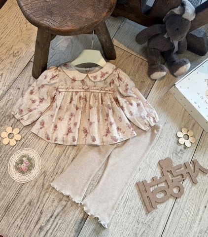 damgai09- Set áo hoa đỏ quần tăm loe dài màu be