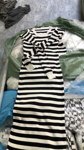 Dam173- Váy len sát nách kẻ ngang dáng dài tặng kèm khăn choàng