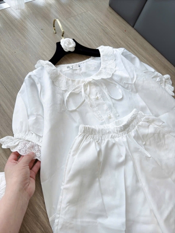 SET558- BỘ NGỦ  BÈO REN màu trắng cúc ngọc dang cộc