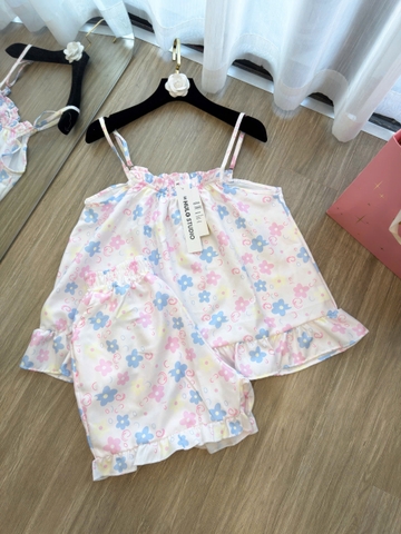 SET1007- Set áo 2 dây phối quần cộc hoa trắng