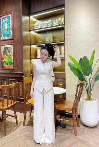 SET752- Bộ đũi lien áo vest sát nách phối quần suông trắng