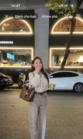 A379-Áo sơmi  trắng dài tay 2 túi ngực