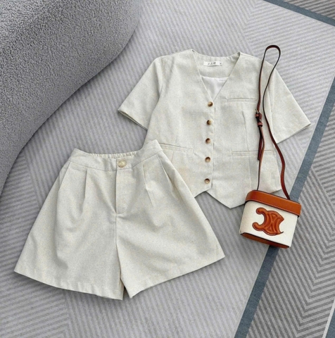 SET504-Set đũi lien màu be buộc eo sau 2 lớp cổ V cúc trước