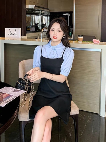 Set gồm váy đen yếm kèm sơ mi xanh trơn ( set rời)