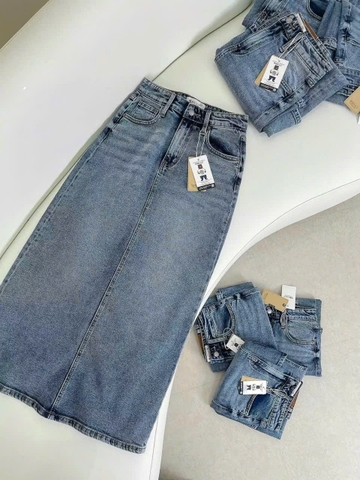cV011- CN jeans dáng dài màu xanh nhà máy full tem