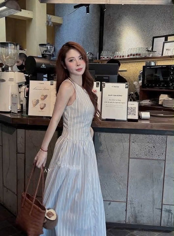 Dam195-Váy xoè sát nách kẻ xanh 2 lớp