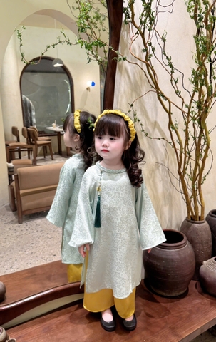 Bt750- Bộ áo dài bé gái cách tân cổ tròn xanh quần vàng tặng kèm bờm tóc