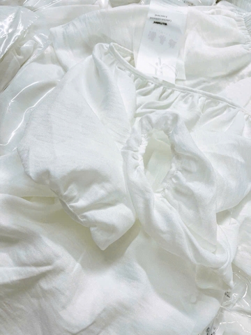 SET654-Set áo đũi trắng nơ lưng phối quần short 2 lớp