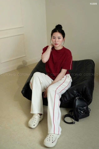 Set704-Set áo thun đỏ suông phối quần dài ống rộng