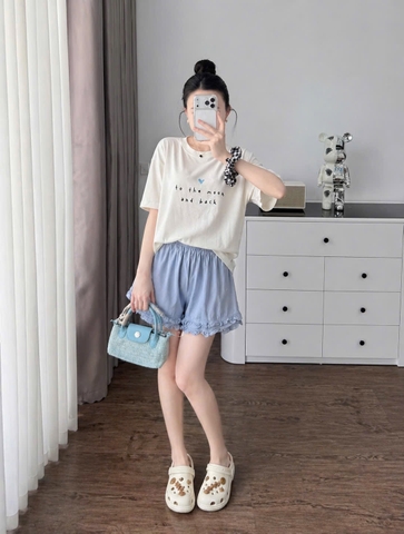 SET961- Set áo thun trắng in chữ phối quần cộc xanh bèo