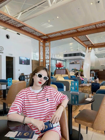 A173-Set 2 áo mẹ/con WHO thêu chất cotton