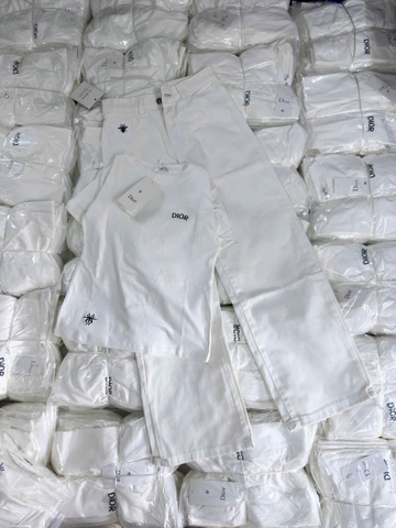 SET473-  SET ĐI Ò NGUYÊN CÂY màu trắng thêu tag